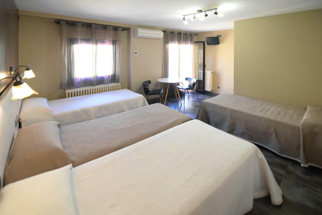 Hostal Palacete De Los Arcedianos Tarazona المظهر الخارجي الصورة